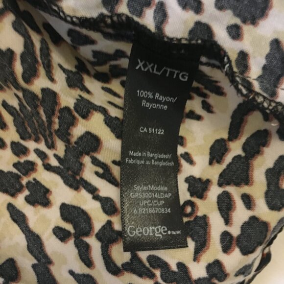 Crossback Big Cat Print Rayon Halter Top - Picture 8 of 13